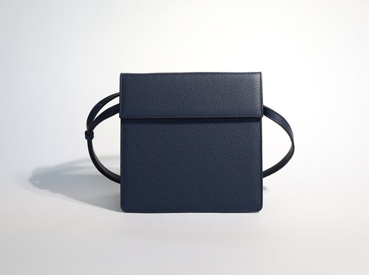 Lunch Bag in Navy